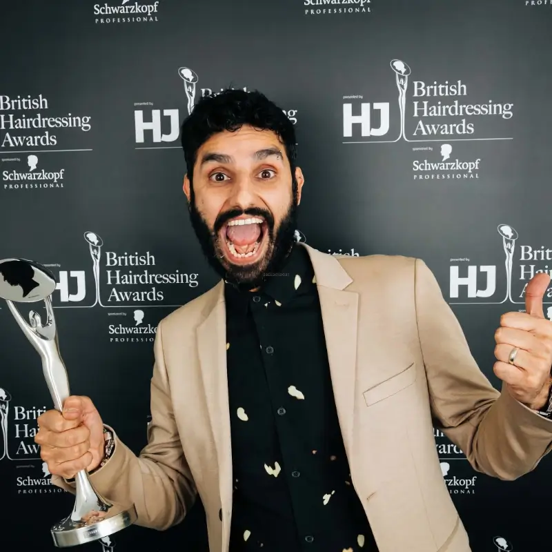 Joseph Ferraro accepting the North Eastern Hairdresser of the Year Award in